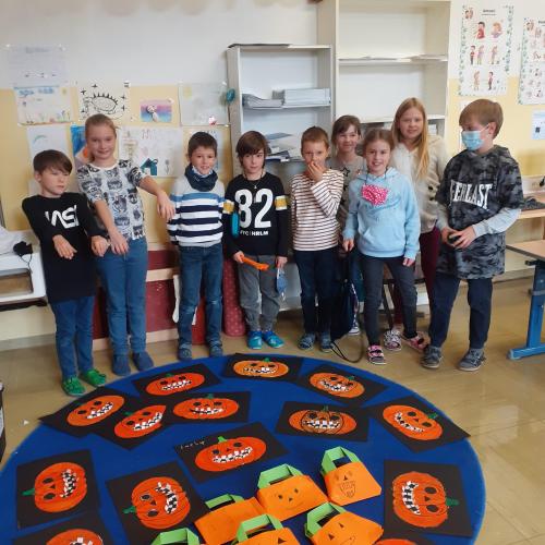 3b_Halloween