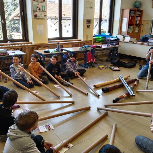 4b_Didgeridoo