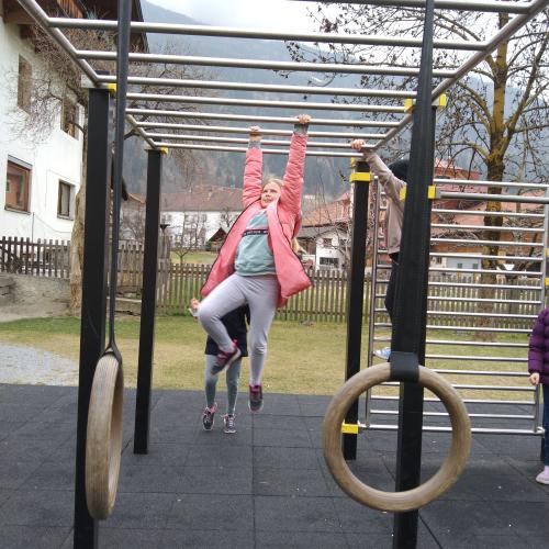 4b_Spielplatz