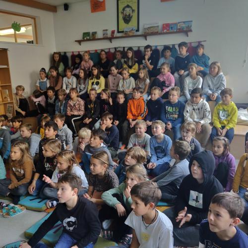 Autorenlesung 4b