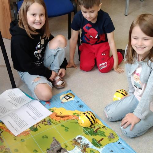 1b_Beebots