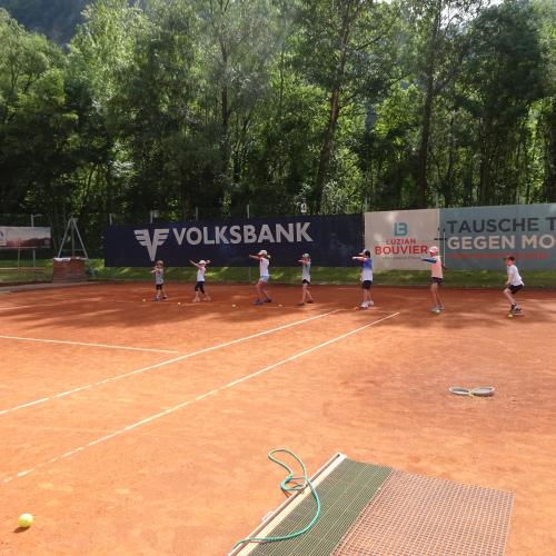 tennis 2.20