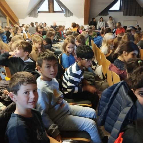 2b_Theaterbesuch