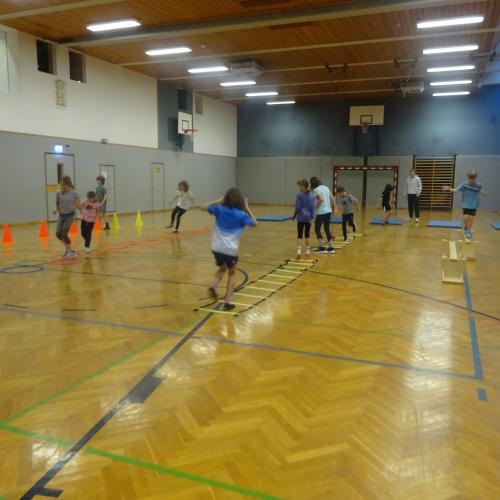 Kinder gesund bewegen 1