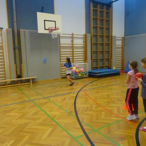 Kinder gesund bewegen 1