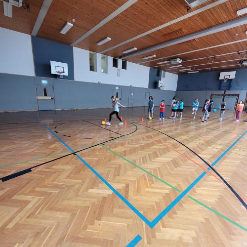 Fußball mit Theo und Ömer
