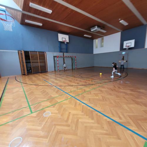 Fußball mit Theo und Ömer