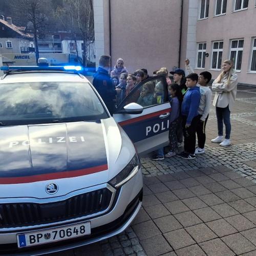 3b_Polizist