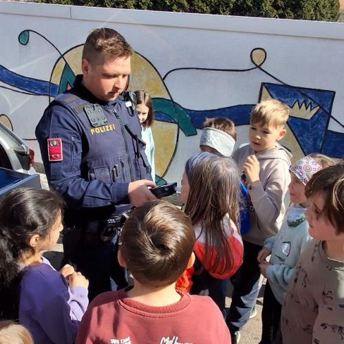 3b_Polizist