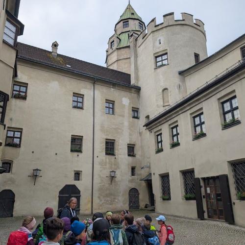 Hall-Tratzberg 2b