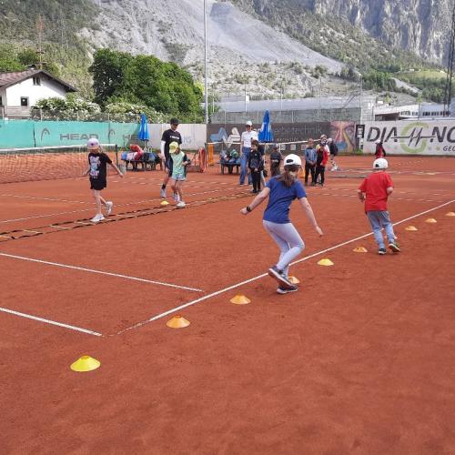 Kinder gesund bewegen 1b