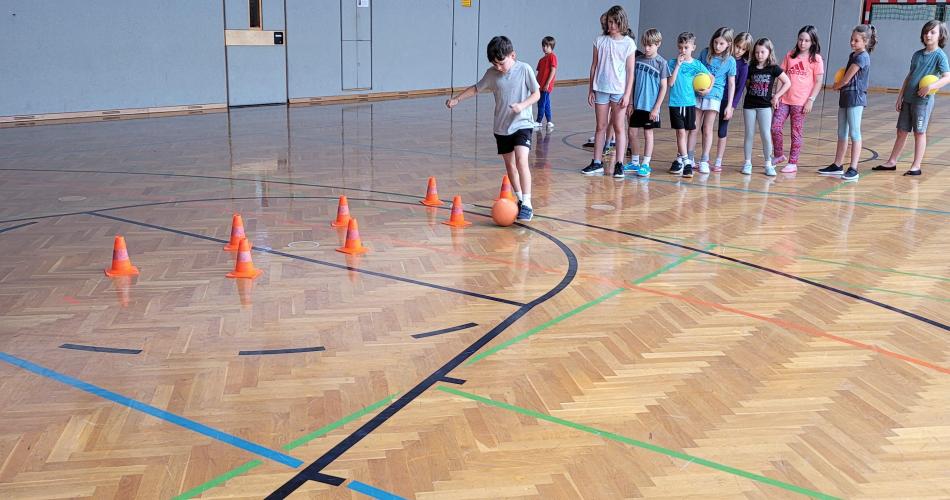 Fußball mit Theo und Ömer