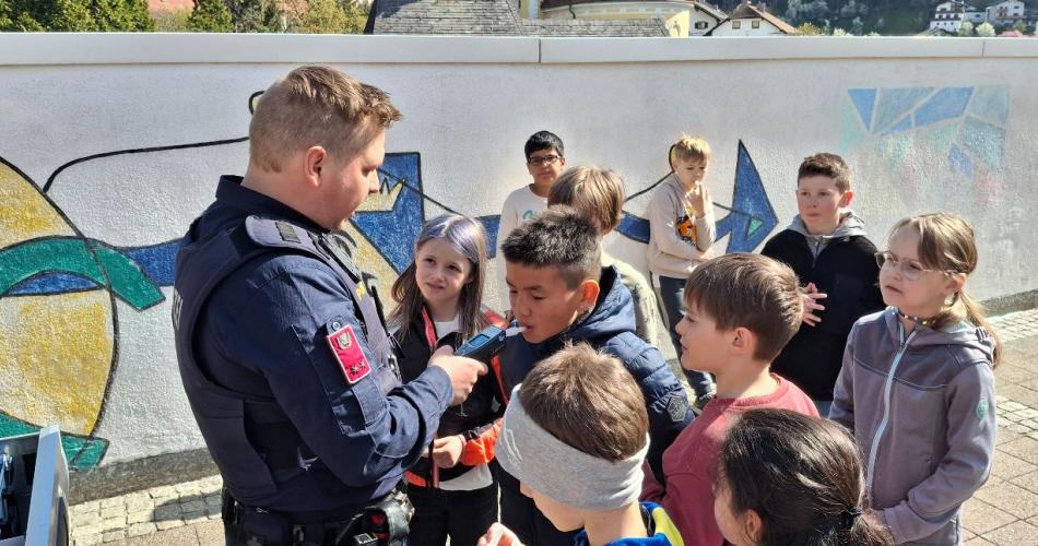 3b_Polizist