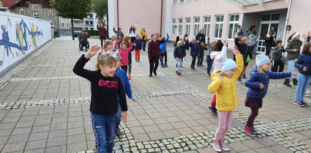 Zumba 1b_3 Zumba 1b_3