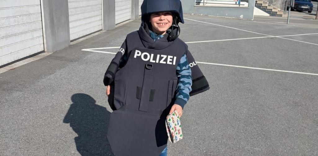 Polizei 2b Polizei 2b