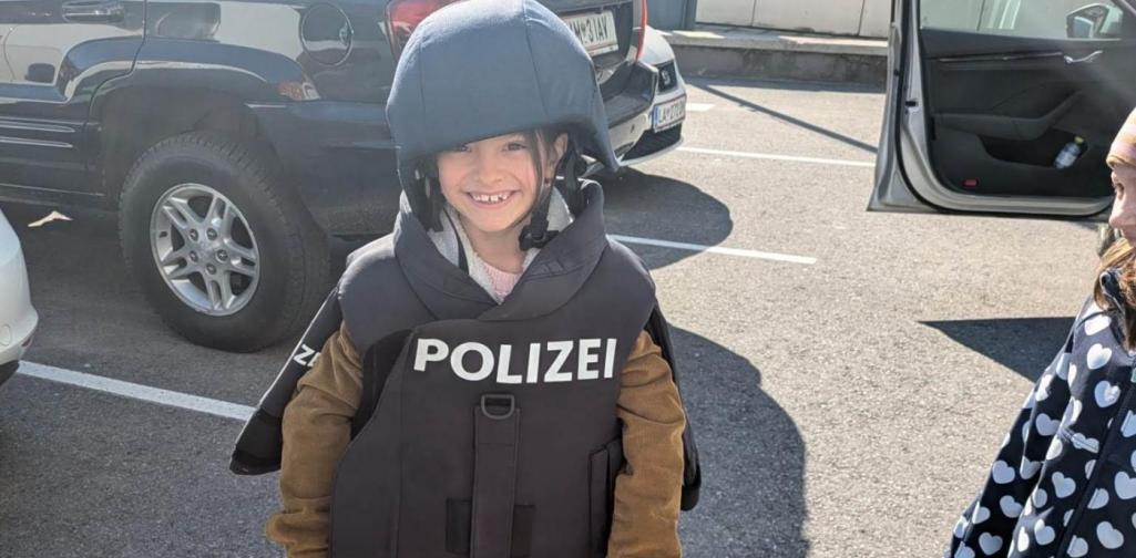 Polizei 2b Polizei 2b